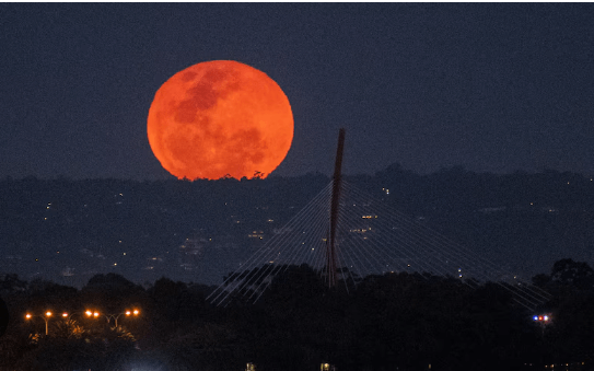 Blue Moon:Wojvgojgjom= Super Moon