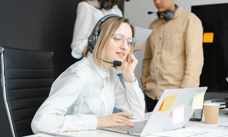 help desk service number